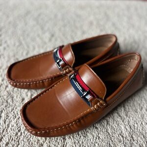 Classic Tan Loafers with Striped Accent